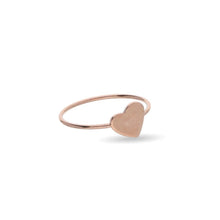 Carica l&#39;immagine nel visualizzatore di Gallery, Anello Filodamore con sigillo Cuore in Oro Rosa 9kt
