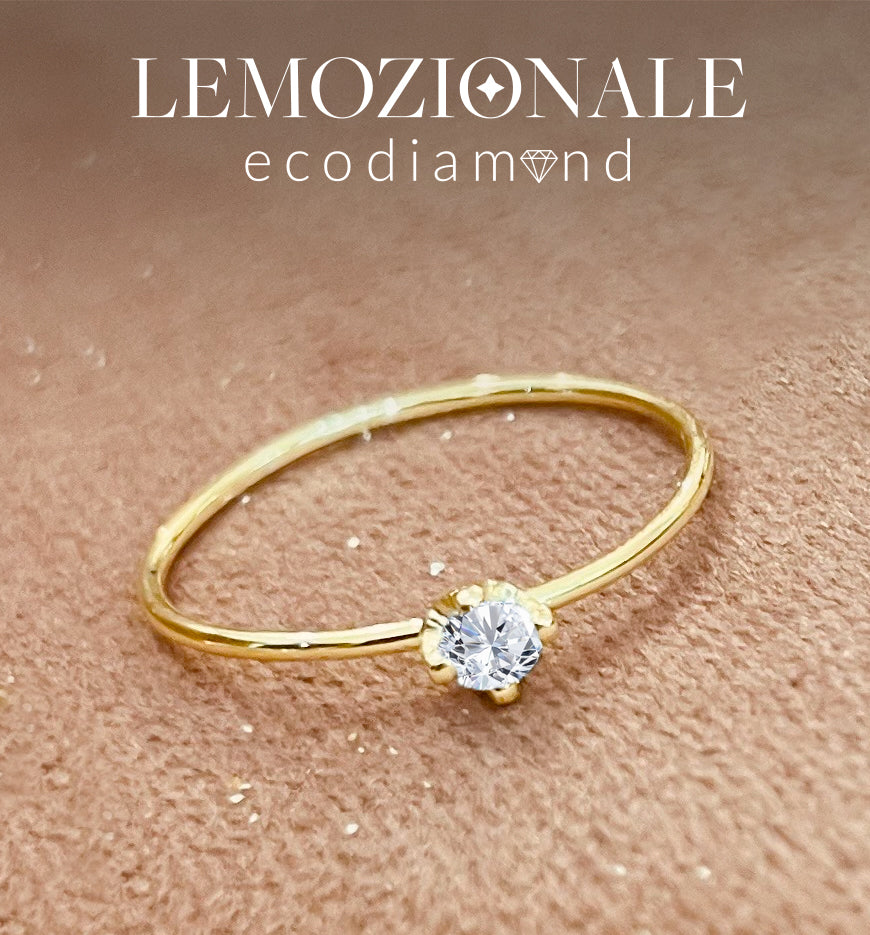 Lemozionale EcoDiamond Anello Solitario Oro 18KT  Diamante Green 0,05