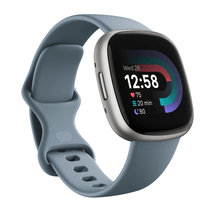Carica l&#39;immagine nel visualizzatore di Gallery, Smartwatch Fitbit Versa 4 Fitness Wellness Sport Cardio Blu Avio Alluminio Grigio Platino
